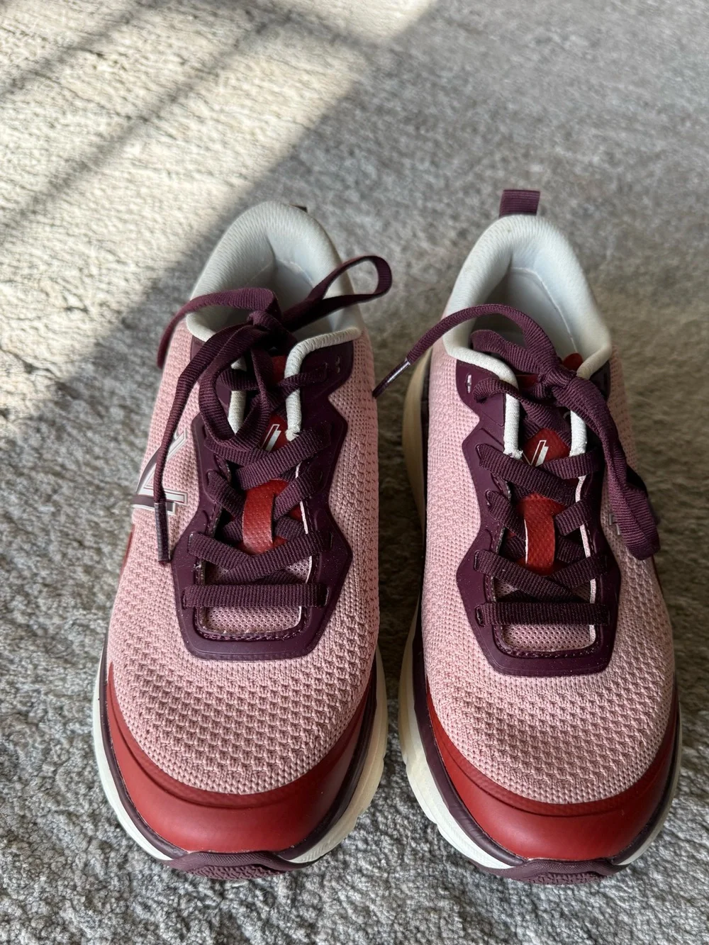 NWOT Vionic Walk Max Lace Up Sneakers in Crystal Rose | 7